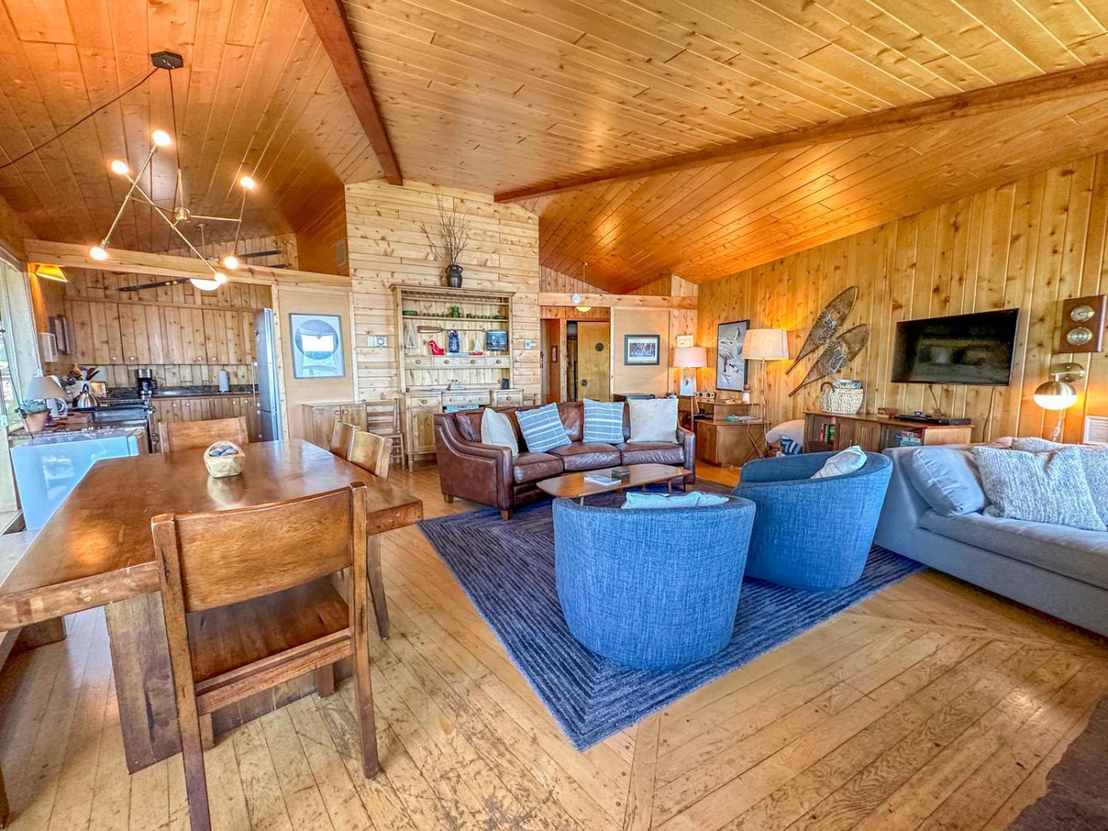 Baileys On The Lake By Cascade Vacation Rentals Lutsen Exterior photo